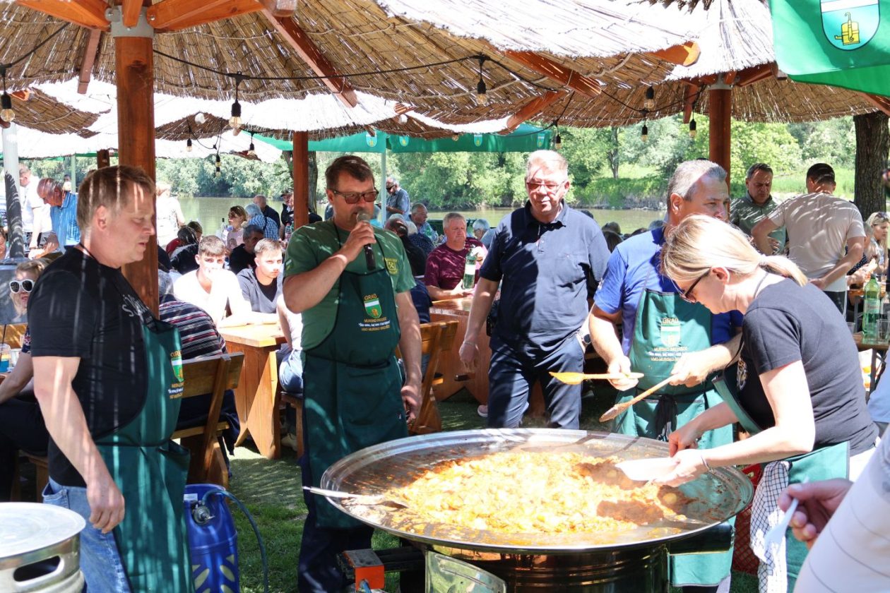 „Što smo, kaj smo i kak kuhamo“, (23)