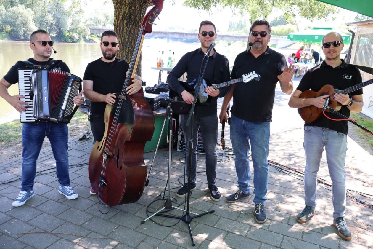 „Što smo, kaj smo i kak kuhamo“, (27)