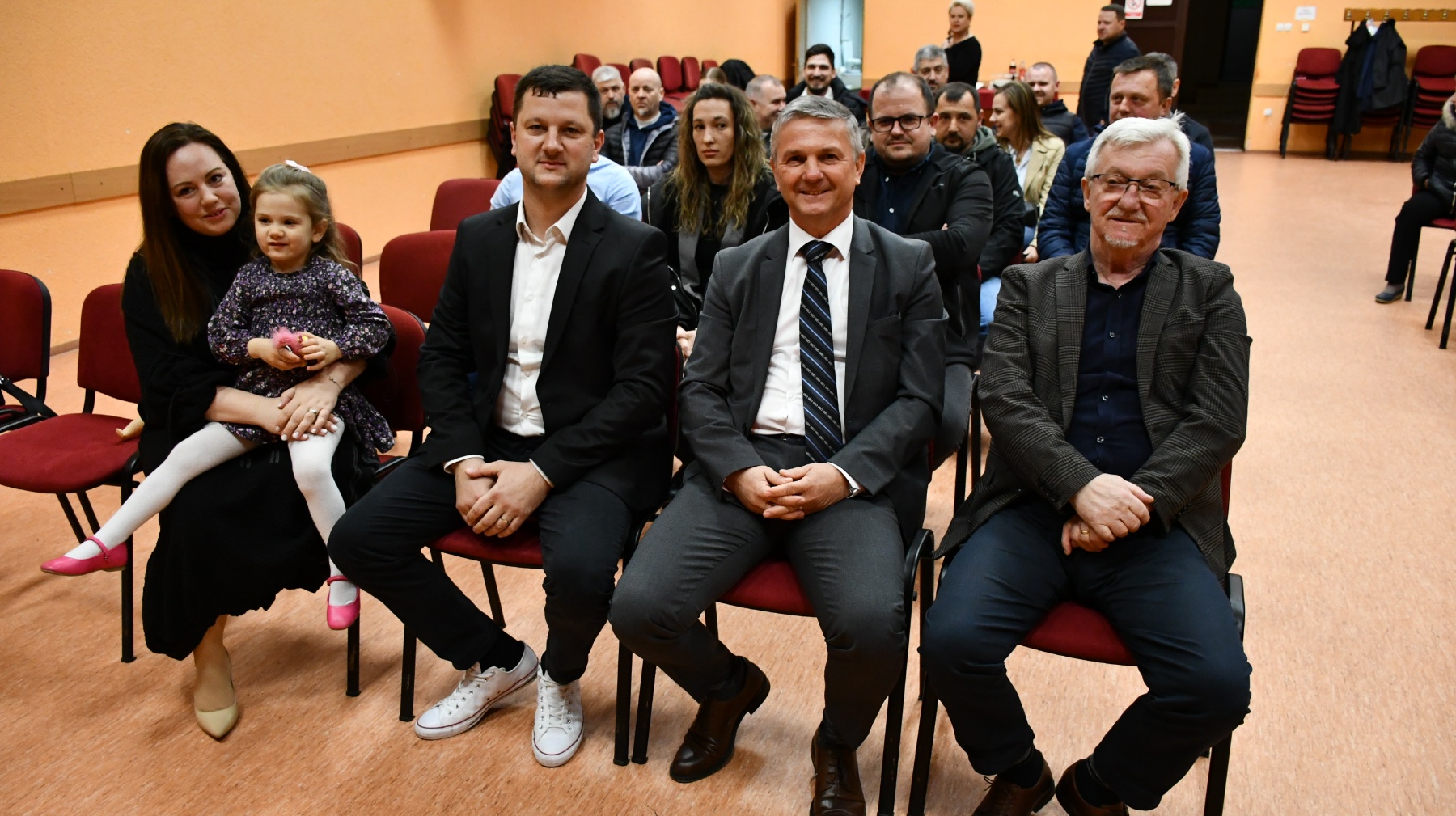 Petar Janušić (HNS) kandidat za načelnika Općine Belica (14) Petar Janušić (HNS) kandidat za načelnika Općine Belica (14)