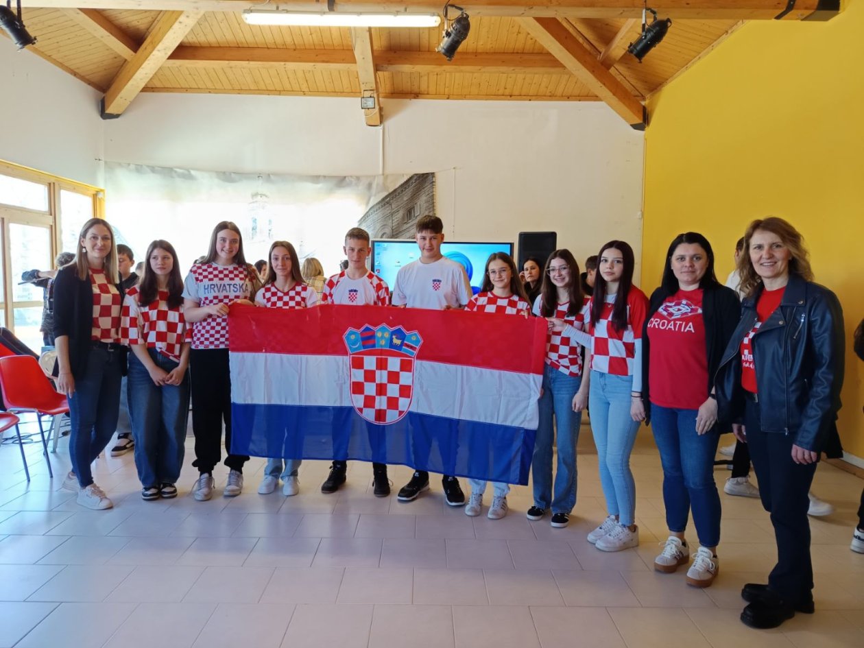 0-02-05-6645c3261d453709feb1c4c899a102c9835e51737ad4c2019ac3930732cca588_bdaa132cfb10e4f5