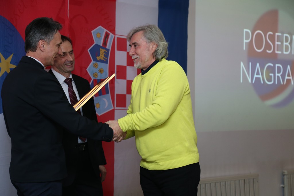 pravazena00053823755