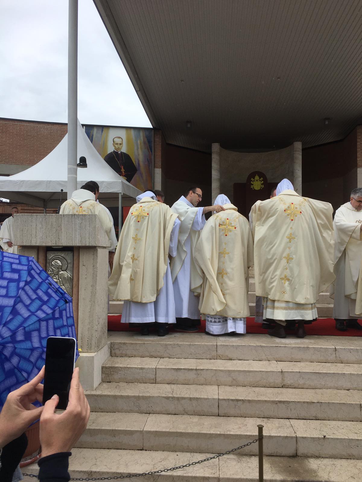 PONOS OBITELJI SEDLAR Za svećenika franjevca zaređen je drugi sin, Fra David Sedlar