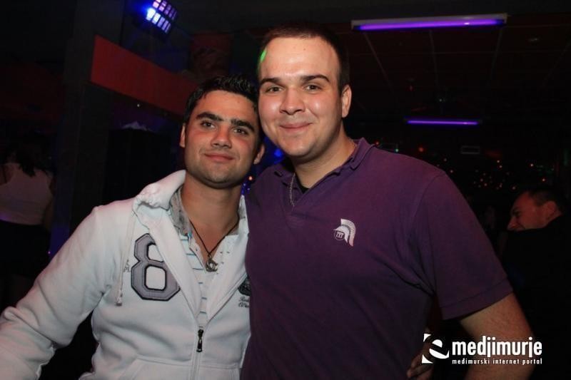 slika0043 Maraton (Subota, 8.10.2011) slika0043 Maraton (Subota, 8.10.2011)