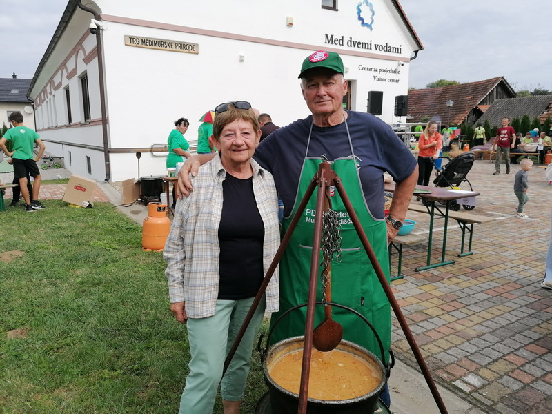 SVE BILO FINO 3. Eko kotlić na Trgu međimurske prirode okupio 13 ekipa