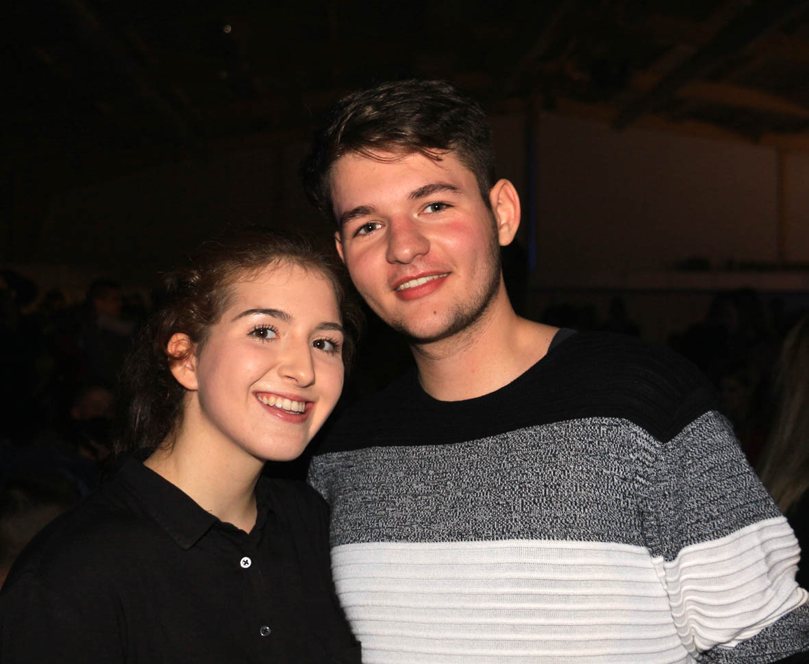 Miroslav Ilić i Kumovi na MESAP-u u Nedelišću