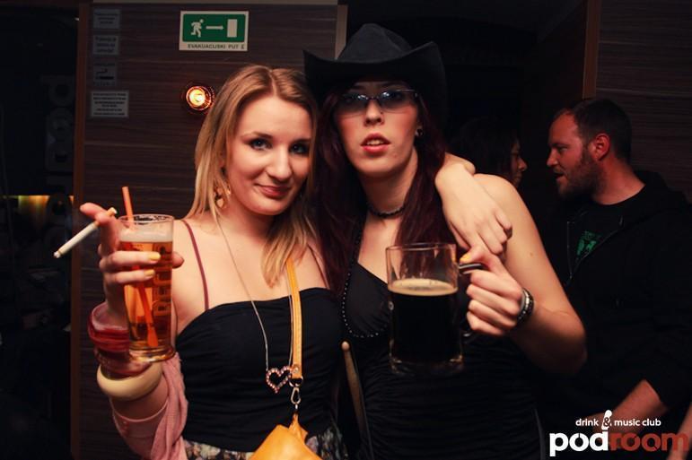 slika0022 Podroom (Srijeda, 25.4.2012) slika0022 Podroom (Srijeda, 25.4.2012)