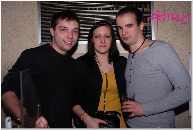 slika0006 Antrum (Petak i subota, 1. i 2.2.2013) slika0006 Antrum (Petak i subota, 1. i 2.2.2013)
