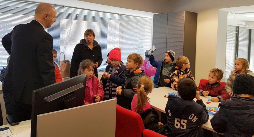 20171120112206211226