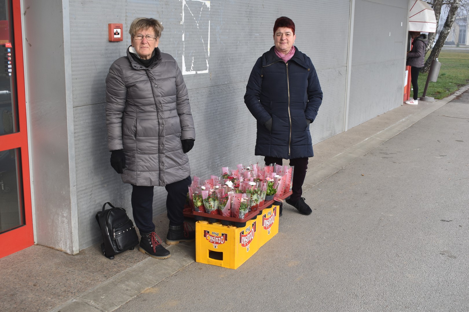 Udruga žena Savska Ves dijelila lončanice povodom Dana žena