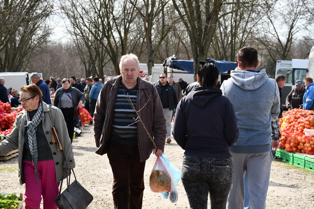 S dolaskom proljeća i toplijih dana živnuo je i čakovečki sajam