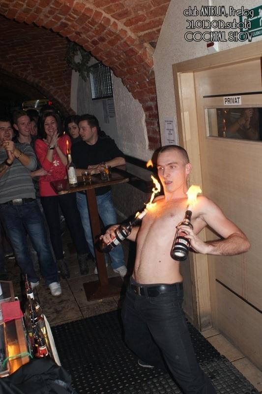 slika0061 Antrum (Subota, 21.1.2012) slika0061 Antrum (Subota, 21.1.2012)