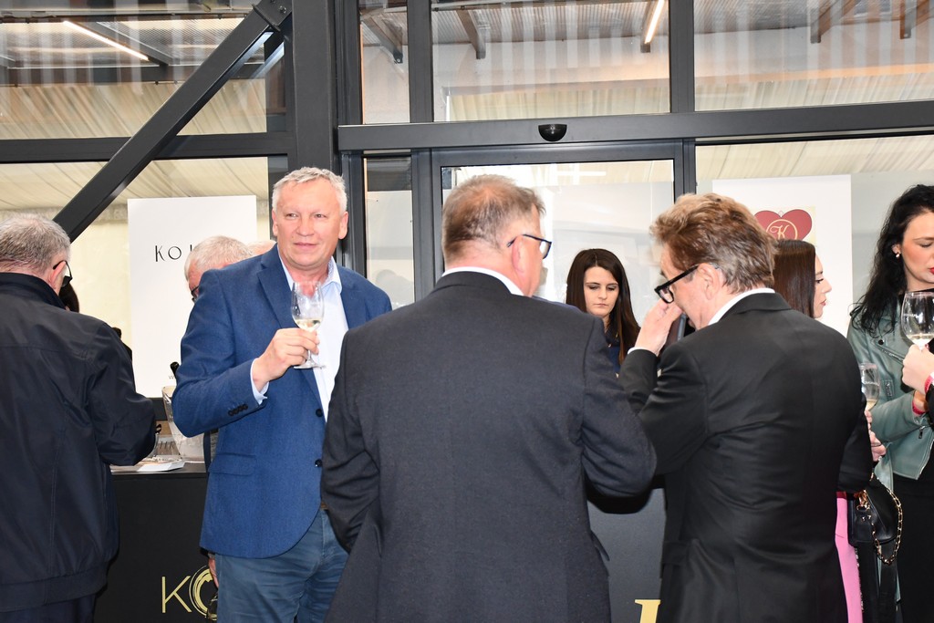 Urbanovo, otvorenje Urbanovo, otvorenje