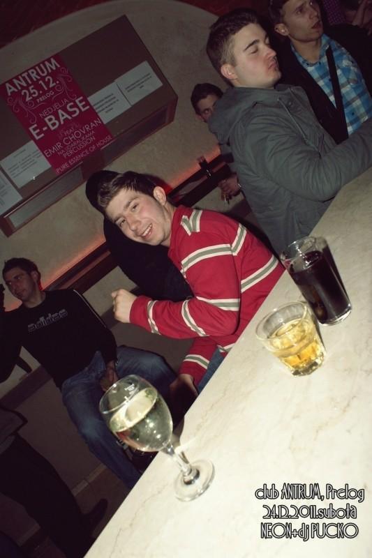 Antrum (Subota, 24.12.2011)