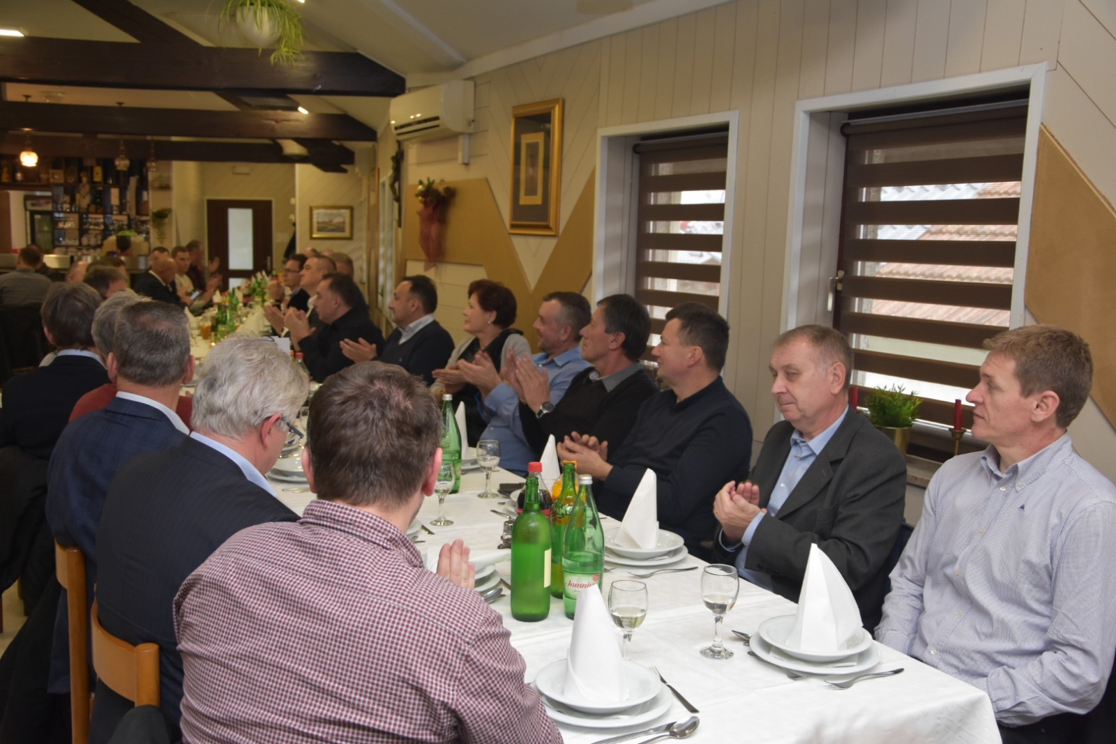 ANDRIJA TOMAŠEK ‘Sinovi nastavljaju moj posao i siguran sam da će uspješno trajati i slijedećih 25 godina’ ANDRIJA TOMAŠEK ‘Sinovi nastavljaju moj posao i siguran sam da će uspješno trajati i slijedećih 25 godina’