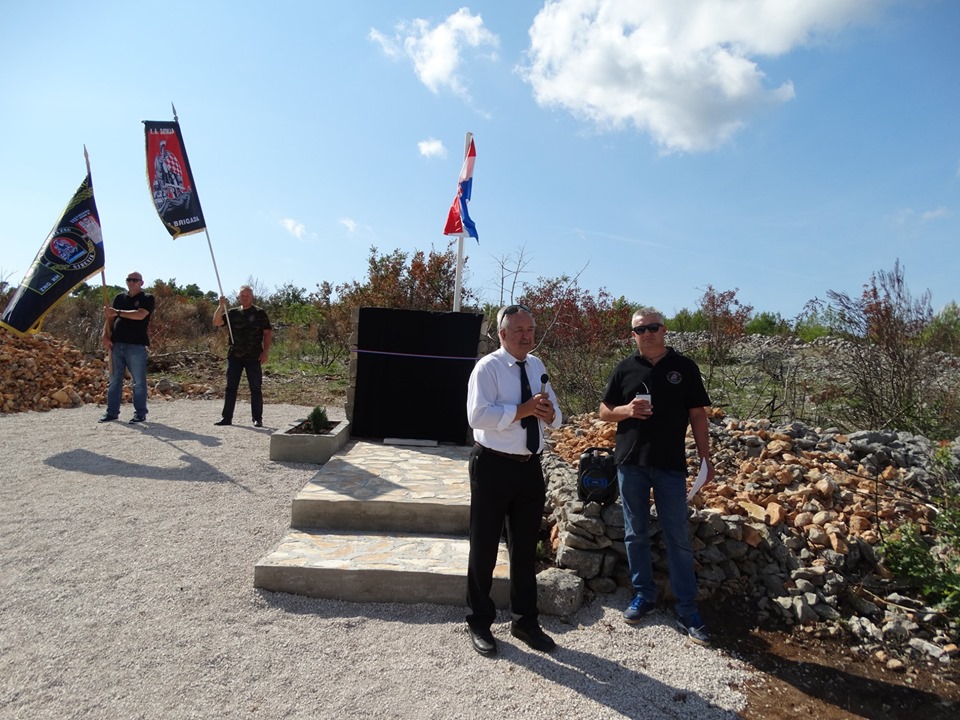 U Vodičkom zaleđu otkriven spomenik zapovjedniku Ivanu Vurušiću