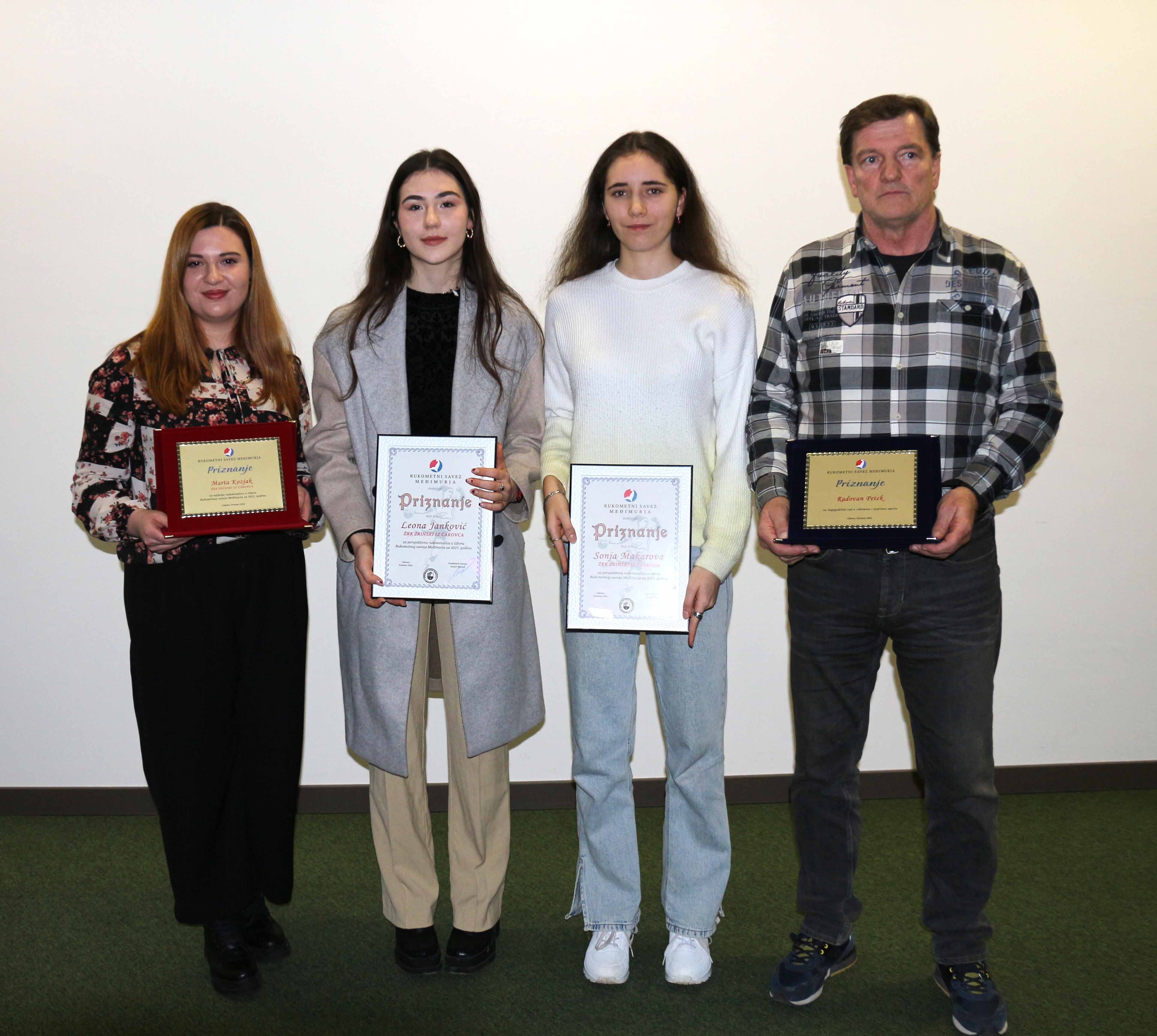 RUKOMETNI SAVEZ MEĐIMURJA Najboljim međimurskim rukometašima proglašeni Marta Kozjak i Mateo Hozjan! RUKOMETNI SAVEZ MEĐIMURJA Najboljim međimurskim rukometašima proglašeni Marta Kozjak i Mateo Hozjan!