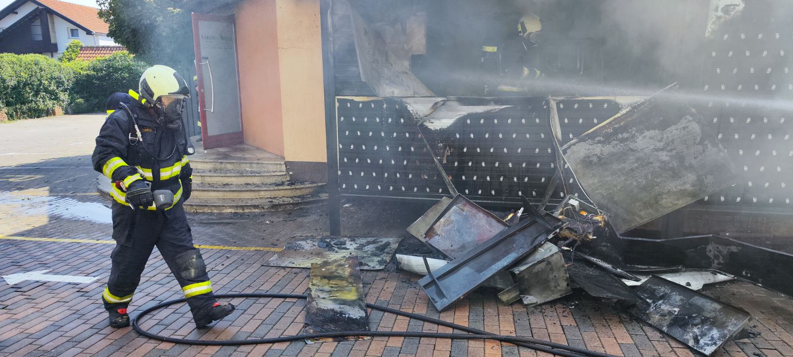 OPREZ Požar u Murskom Središću kod restorana ‘Bajzovi dvori’