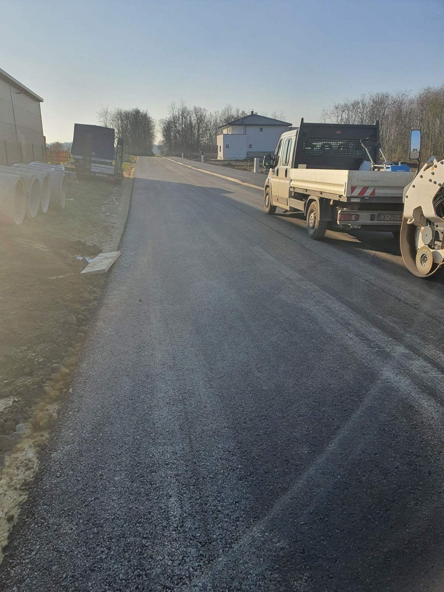 FOTO Traju radovi u Murskom Središću, započelo asfaltiranje ulica
