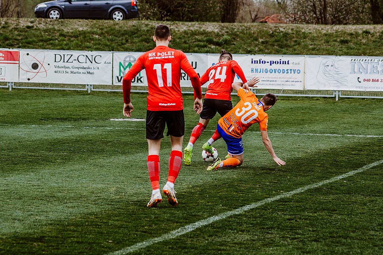 Tisuću ljudi pratilo veliki derbi između Poleta i Varteksa