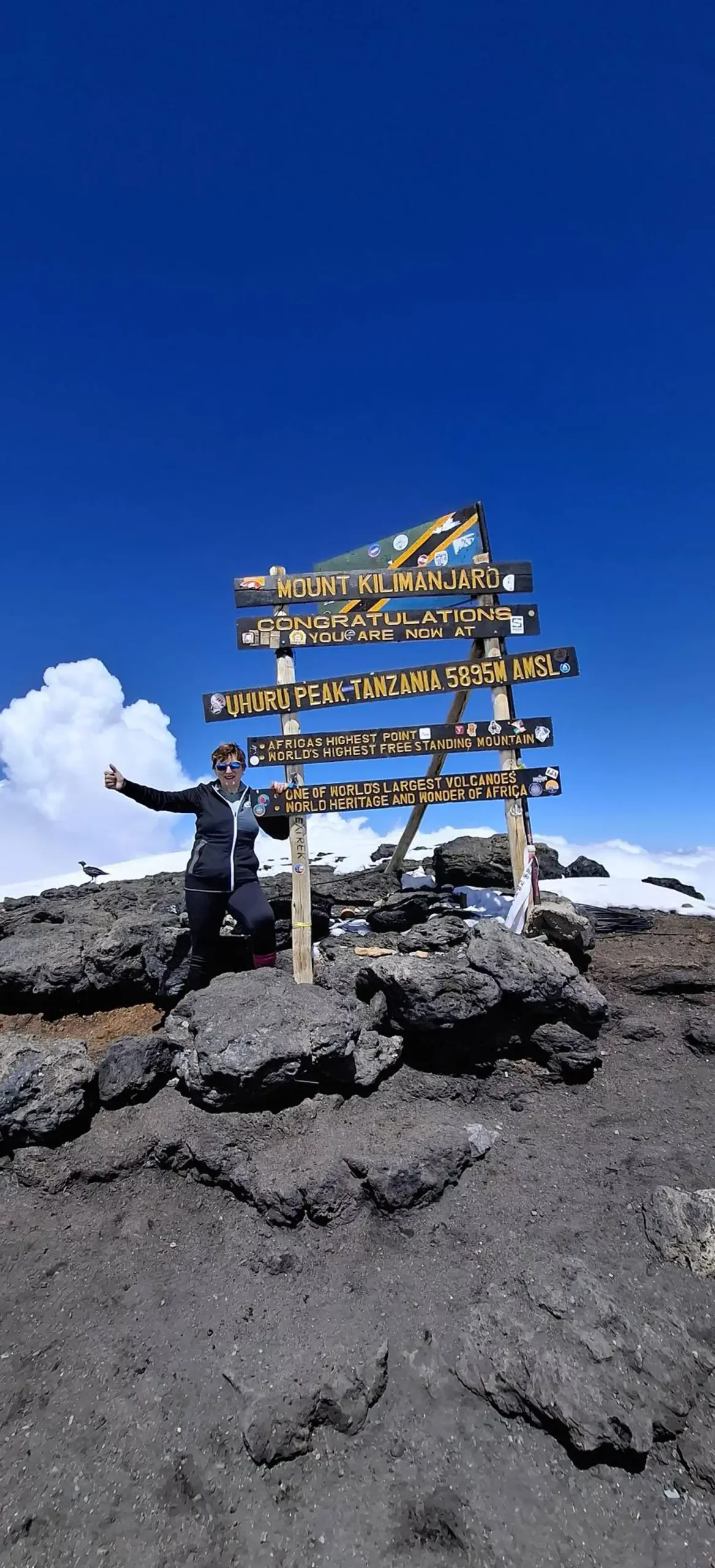 03 Sonja Tosic – Grlac – Kilimanjaro (3) – na vrhu 03 Sonja Tosic – Grlac – Kilimanjaro (3) – na vrhu