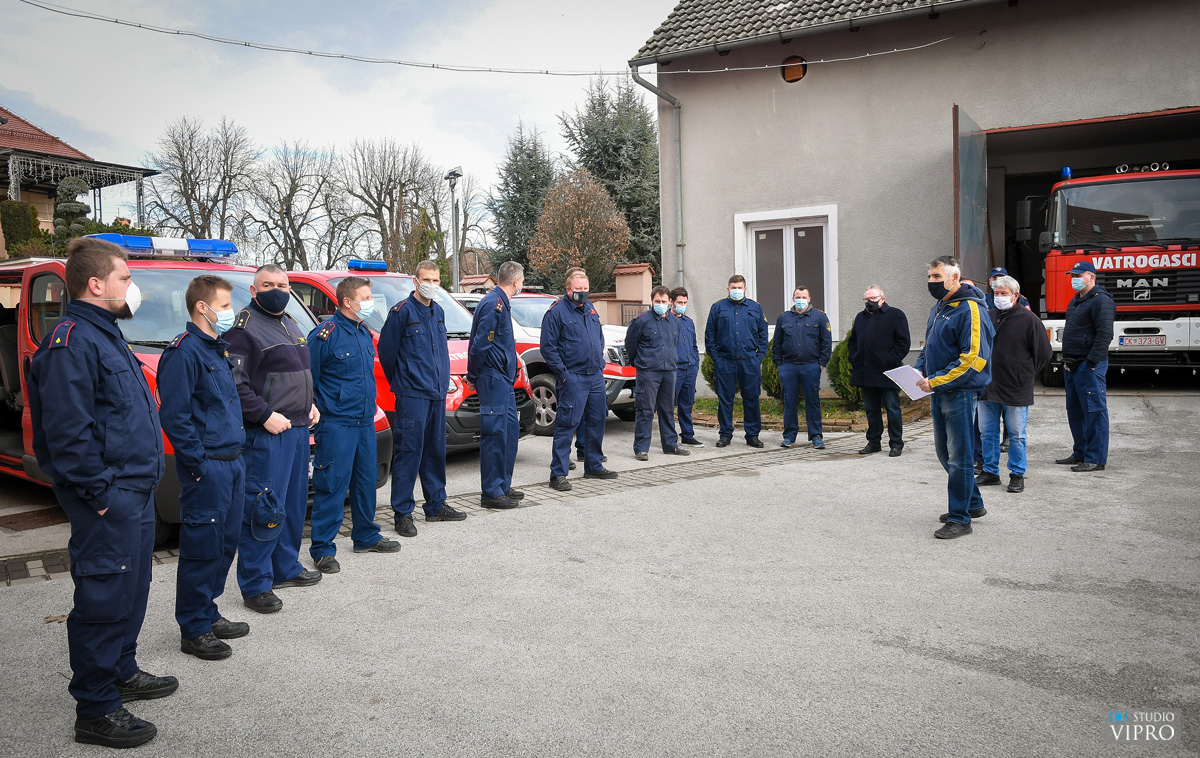 Vatrogasci s područja Preloga na potresom porušenim područjima