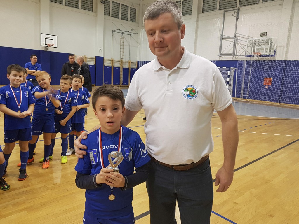 2714102895983480417446790479866