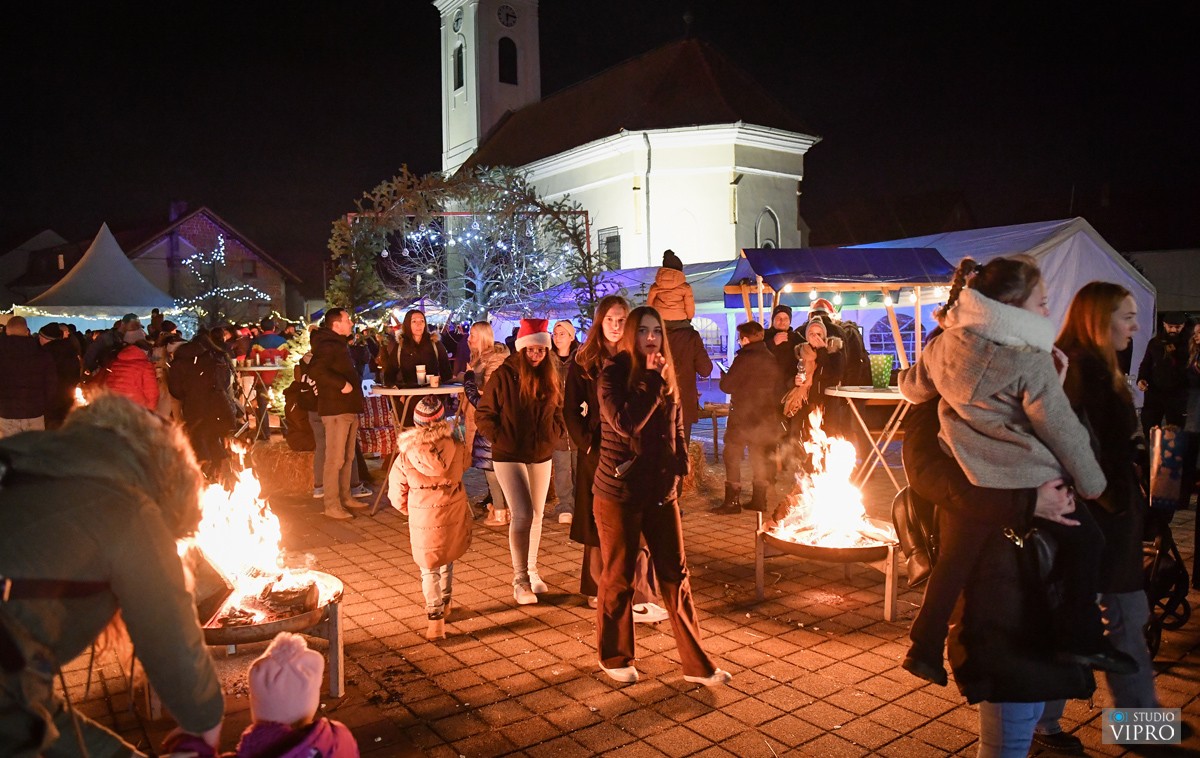 Advent, Cirkovljan Advent, Cirkovljan