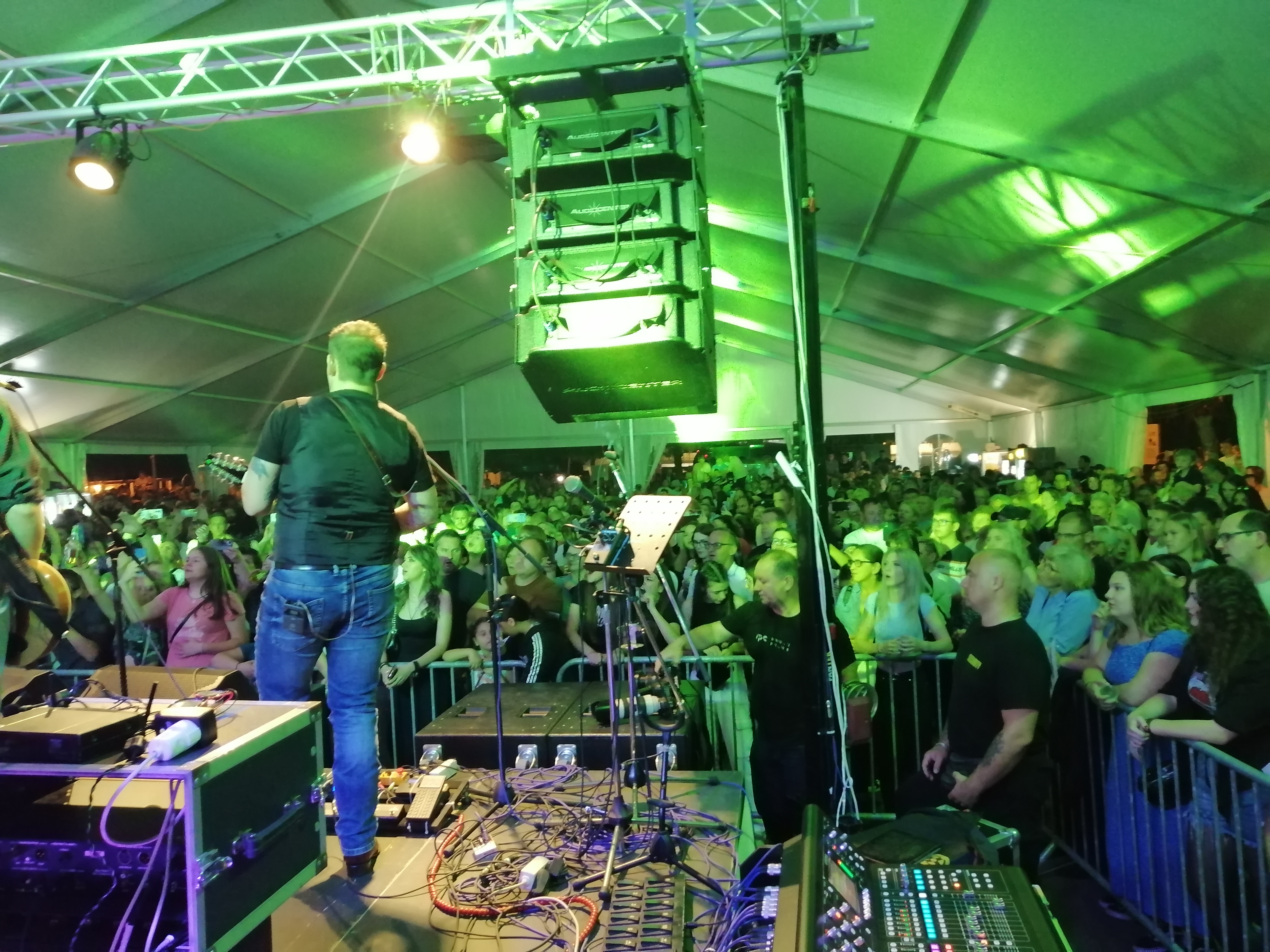 MURSKO SREDIŠĆE Posjetitelji su uživali na Željku Bebeku i Murskom wine festu