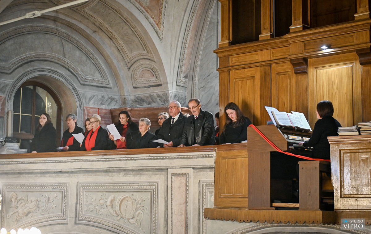 Održan tradicionalni božićni koncert svih zborova s područja Grada Preloga