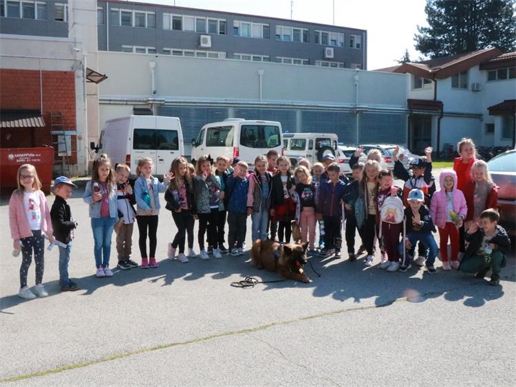 Zvjezdice posjetile Policijsku upravu međimursku