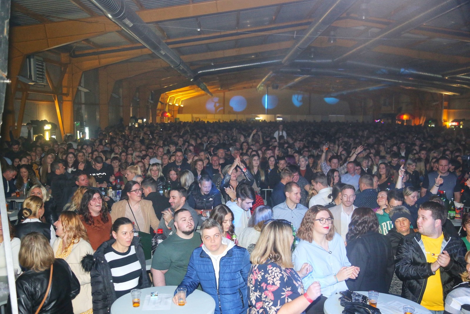 Lepa Brena, druga večer na Mesapu