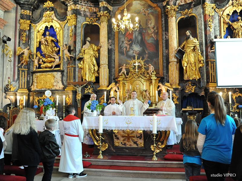 349615197dsc0720743375