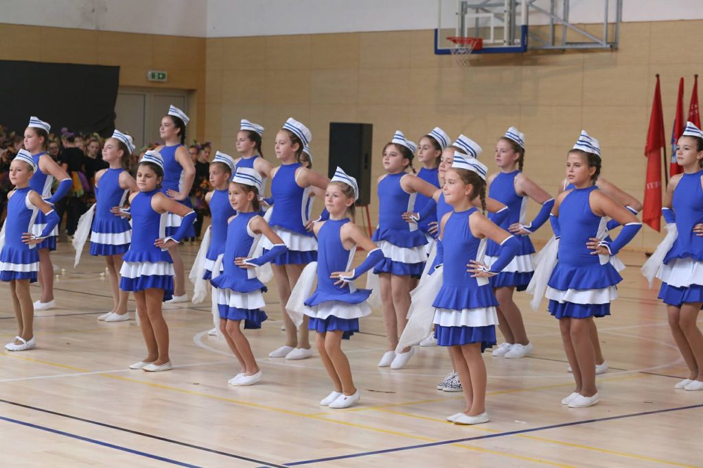 2204761410213080804671729892246