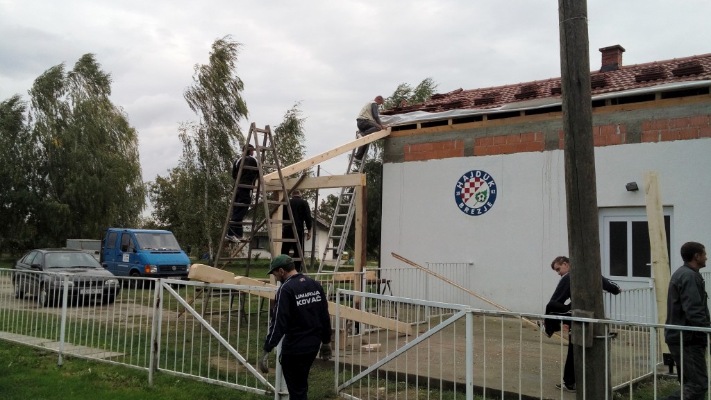 20150926133149569478