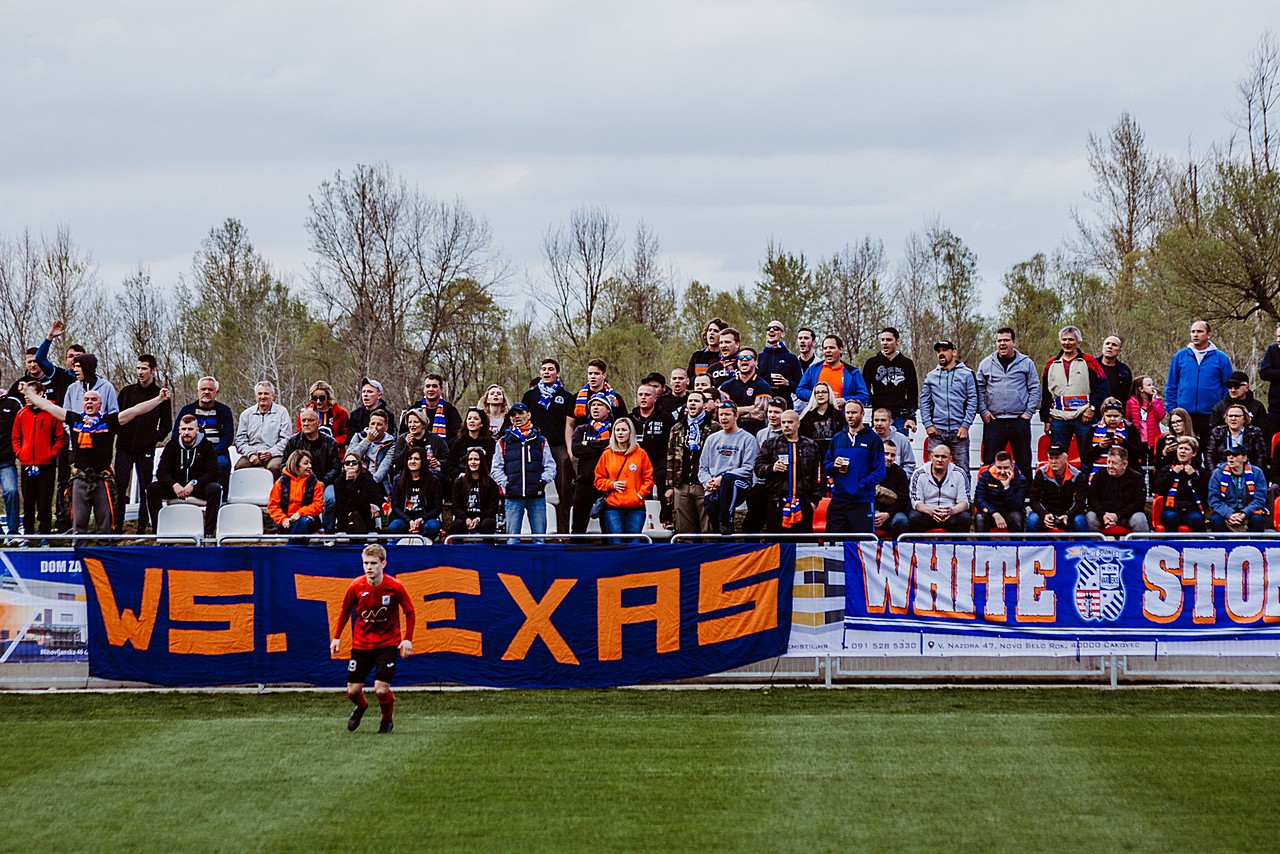 Tisuću ljudi pratilo veliki derbi između Poleta i Varteksa