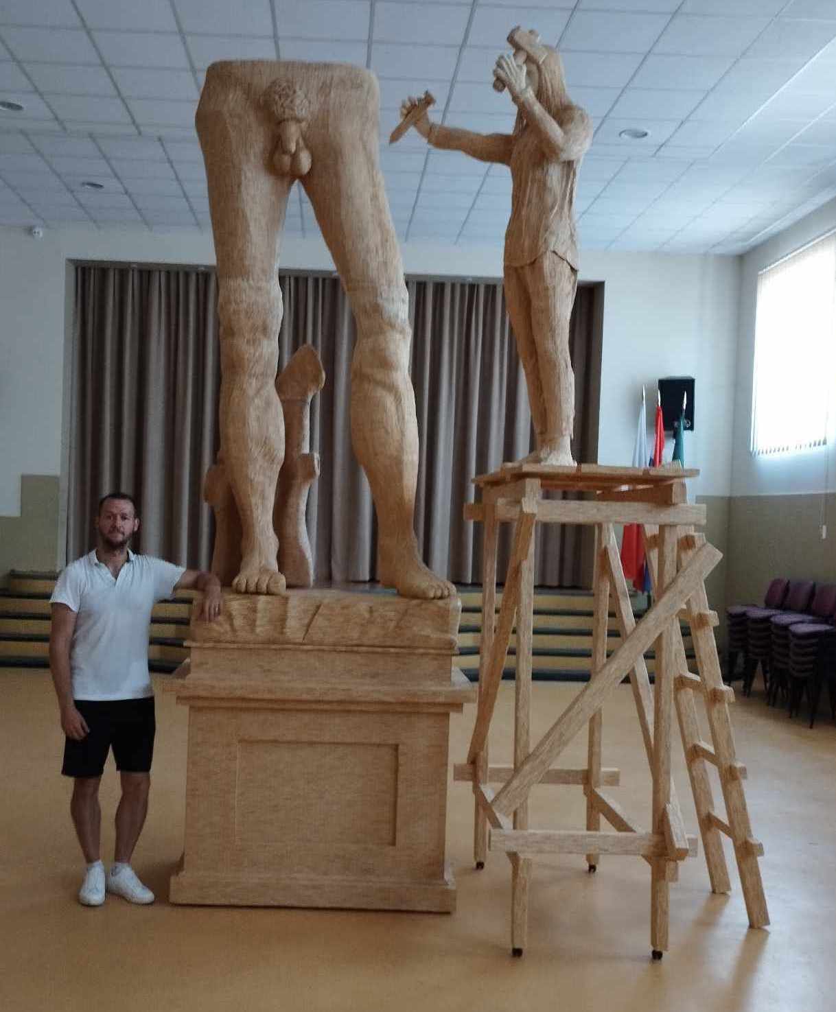 FOTO Već 5 godina radi na skulpturi Michelangela koja ima preko 380 tisuća šibica i još nije dovršena! FOTO Već 5 godina radi na skulpturi Michelangela koja ima preko 380 tisuća šibica i još nije dovršena!