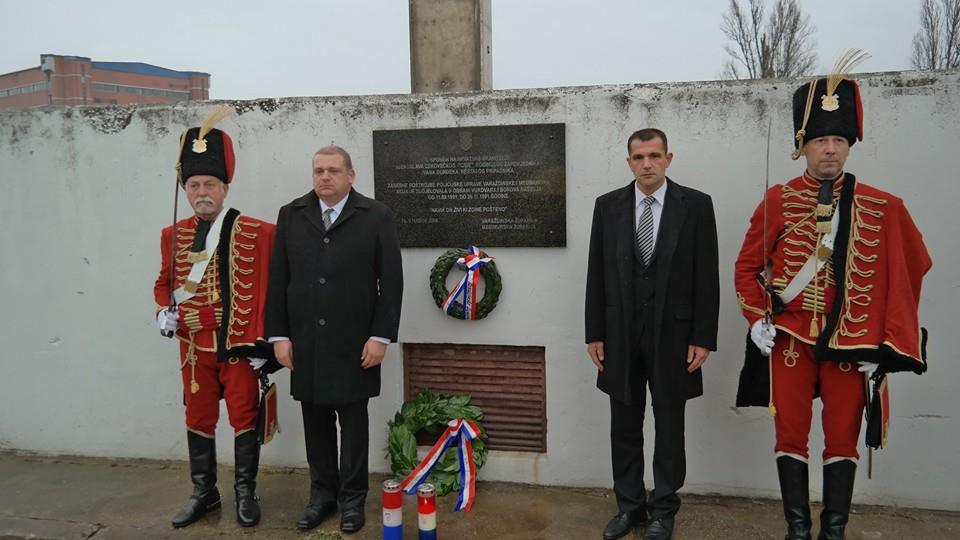 1038930110055952127896199071300