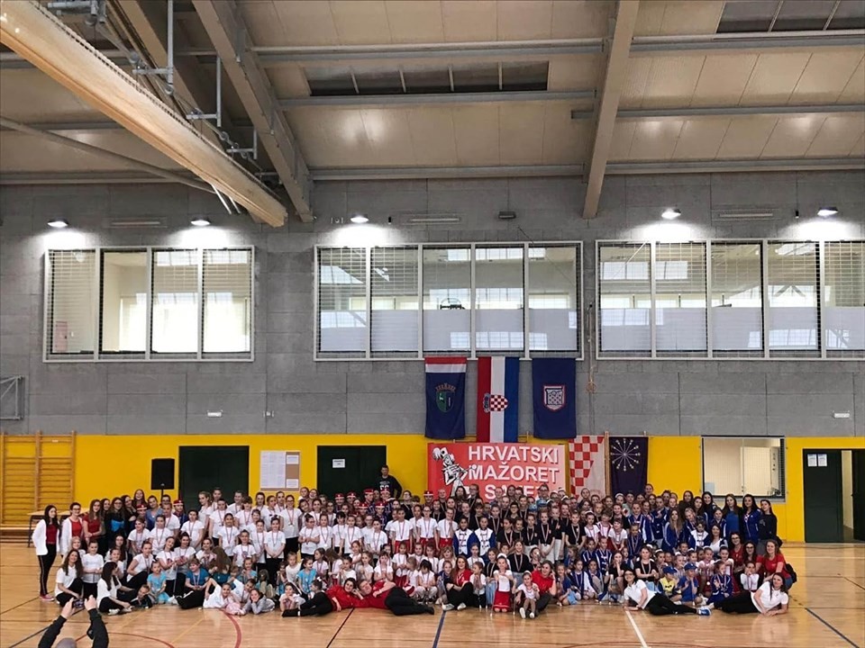 FOTO Održano regionalno natjecanje mažoretkinja u Kotoribi: Domaće mažoretkinje briljirale!