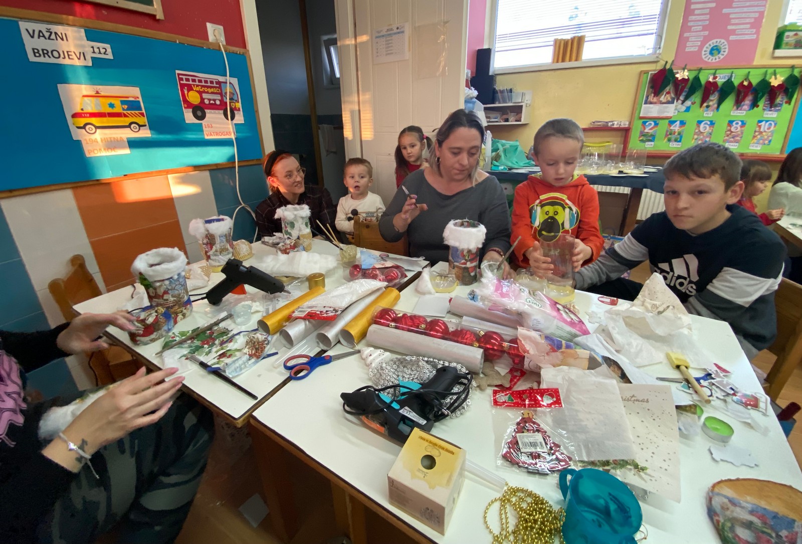 FOTO Kreativno blagdansko druženje djece i roditelja iz Dječjeg vrtića ‘Ribica’