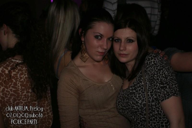 slika0025 Antrum (Subota, 7.1.2012) slika0025 Antrum (Subota, 7.1.2012)