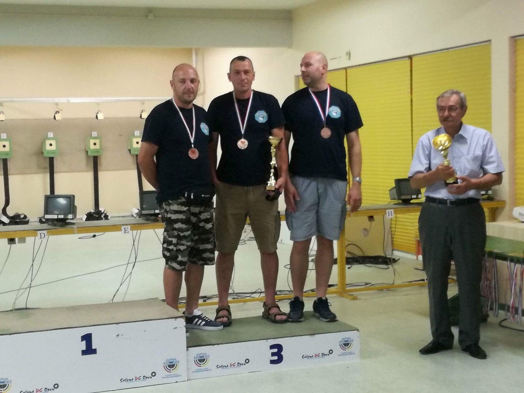 received1851400111548716413844