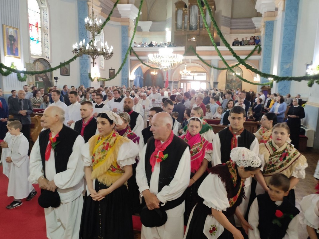 Mlada misa u Kotoribi