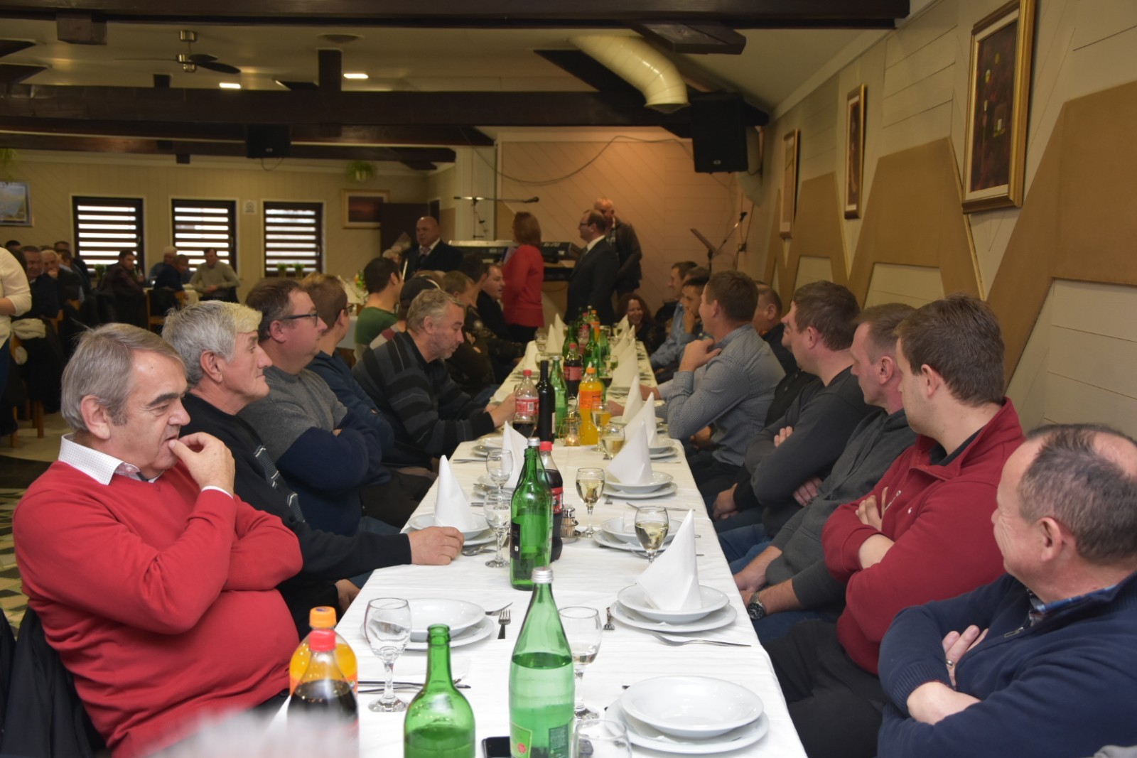 ANDRIJA TOMAŠEK ‘Sinovi nastavljaju moj posao i siguran sam da će uspješno trajati i slijedećih 25 godina’ ANDRIJA TOMAŠEK ‘Sinovi nastavljaju moj posao i siguran sam da će uspješno trajati i slijedećih 25 godina’