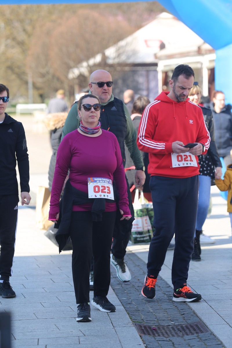 ”Šarenim čarapama do cilja”