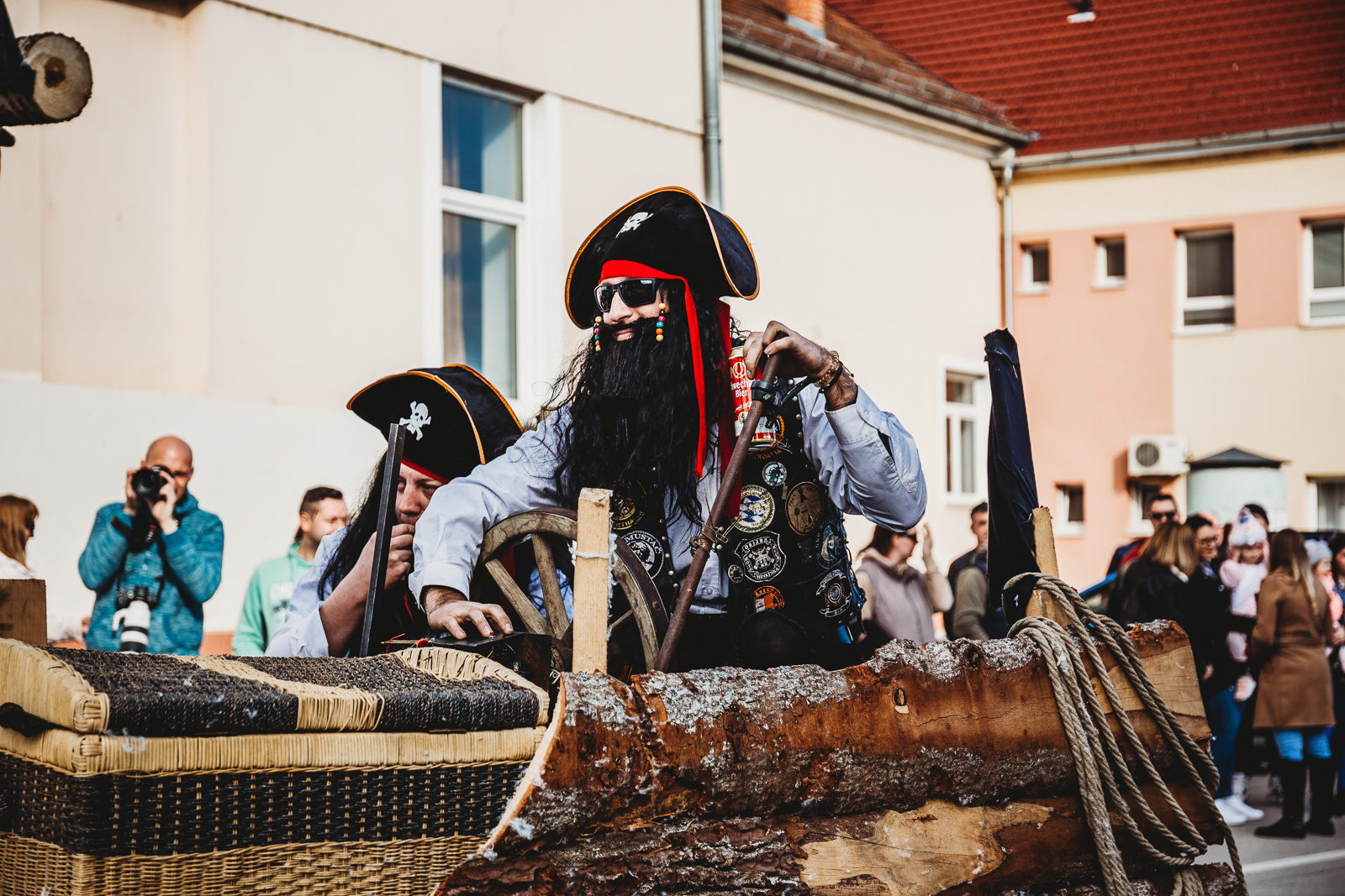 Gorički svati – fašnička povorka s kreativnim maskama prošetala Goričanom