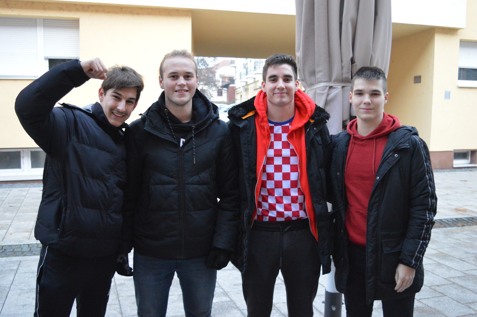 Vesela atmosfera u čakovečkim kafićima – svi navijaju za naše Vatrene!