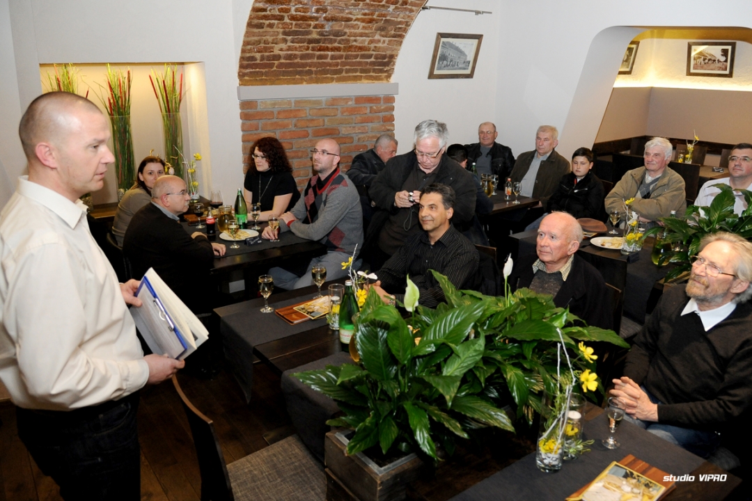 284111626dsc0497432448