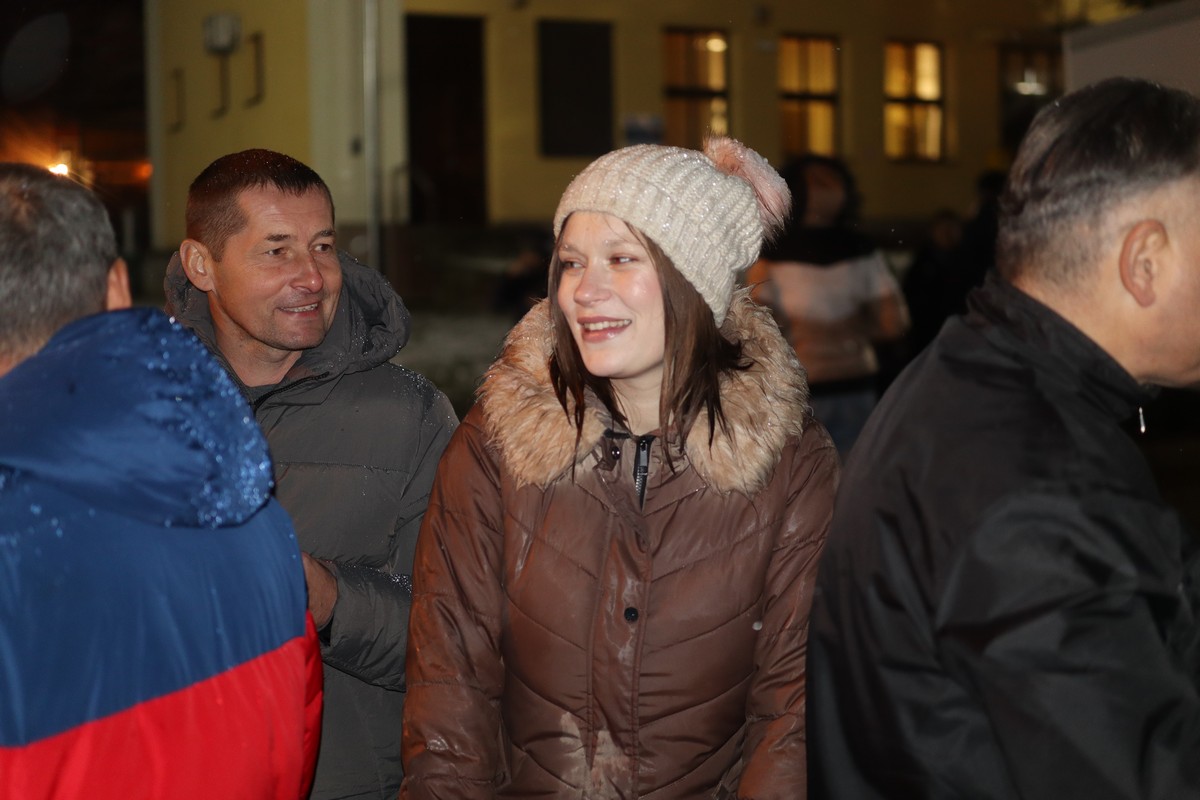 SVETI MARTIN NA MURI Paljenjem prve adventske svijeće započelo je najradosnije doba u godini