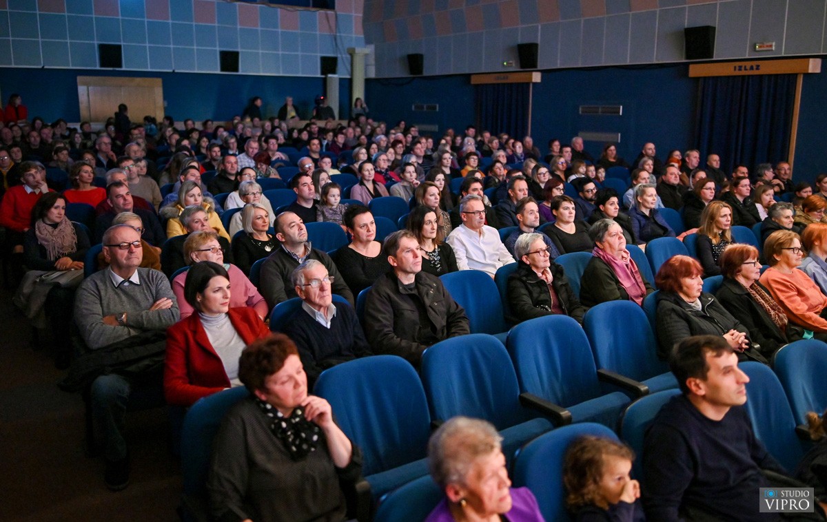 FOTO Adventski koncert Pjevačkog zbora Grada Preloga