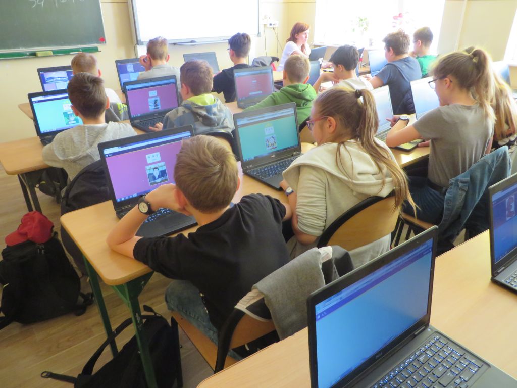 laptopiunastaviengleskogjezika2